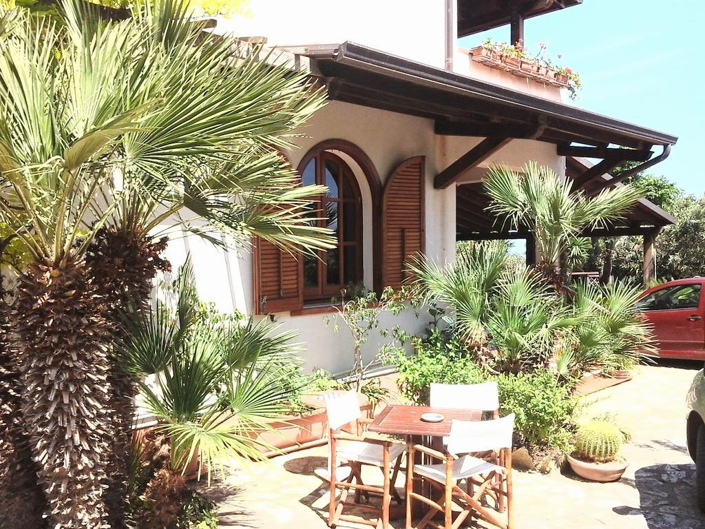 Nonnasara Bed And Breakfast Valderice Exterior photo
